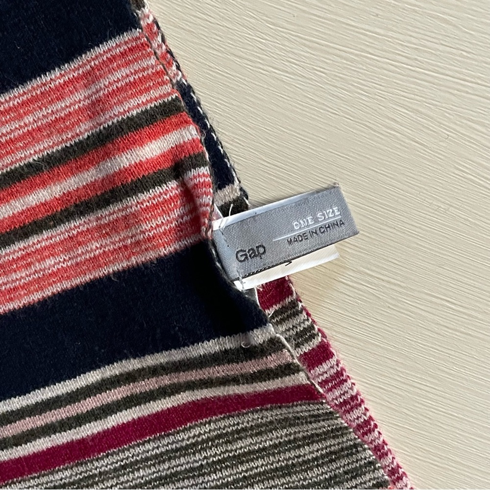 Gap extra large knit striped scarf / wrap - Picture 5 of 7